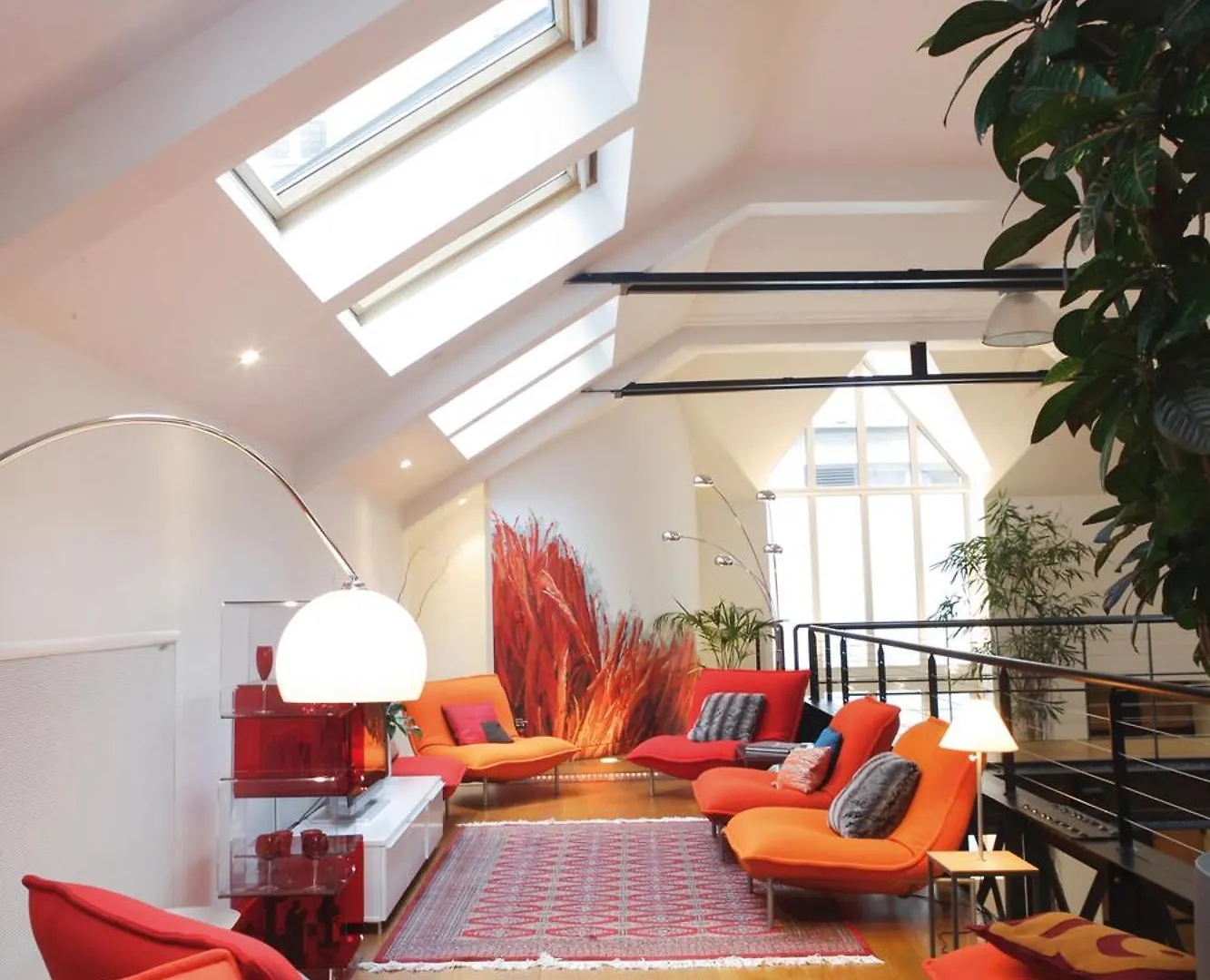 Luxury Two-Story Designer Loft In Paris Epicenter - Bright And Spacious 0*,  França