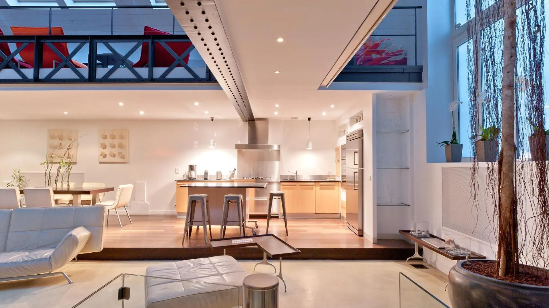 Luxury Two-Story Designer Loft In Paris Epicenter - Bright And Spacious Apartamento